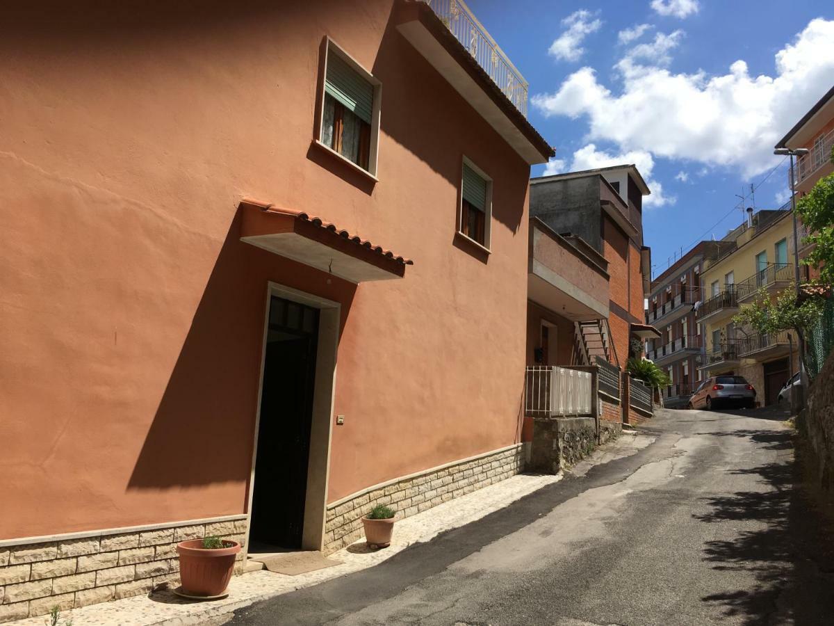 Appartamento Di Giuseppe Sonnino Exterior foto